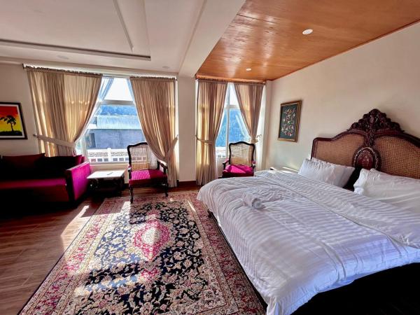 Himalaya Villas 2 bedroom suite, Rezervați  Hoteluri în Punjab Region cu parcare, Parcare