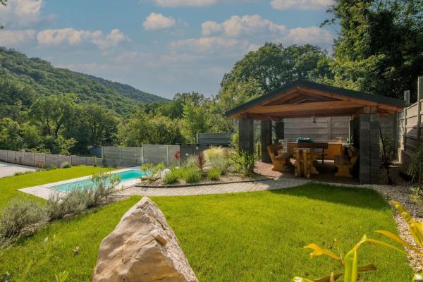 Studio Apartman Alexandra, Rezervați  Hoteluri în Kvarner cu parcare, Parcare