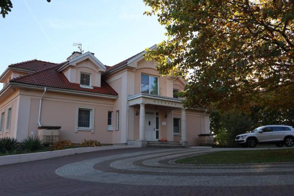 Rezydencja Pod Platanem, Rezervați Sejur la fermă Smardzowice Voievodatul Polonia Mică