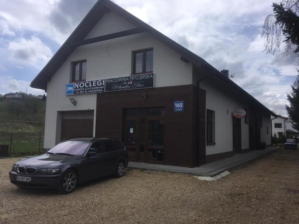 Ms-Otel Pokoje Goscinne 1,2,3 Osobowe Żywiec, Rezervați Hotel Hoteluri în Silesia cu parcare, Parcare