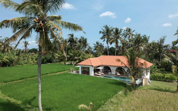 Villa Léna - 3 Bedroom Villa Amidst Ubuds Rice Fields, 180 degree View, Rezervați  Hoteluri în Bali cu parcare, Parcare