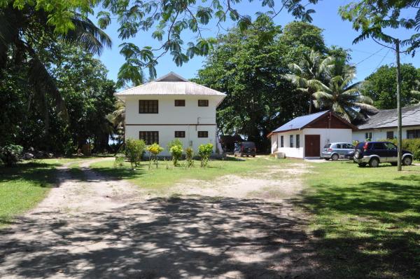 La Colombe DOr, Rezervați Vilă Hoteluri în Praslin Island cu parcare, Parcare