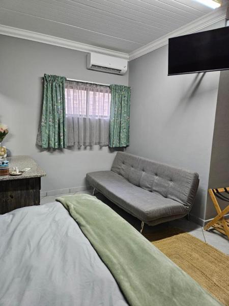 The Hideaway Guesthouse, Rezervați  Groblersdal Limpopo