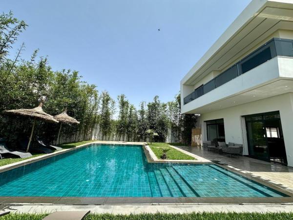 Villa 6chambres Aéroport de Fès Piscine Jacuzzi, Rezervați  Fès Fes-Boulmane