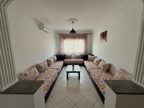 Home Together Family, Rezervați  Hoteluri în Tanger-Tetouan cu parcare, Parcare