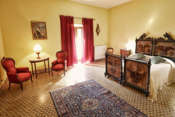 Palazzo Massa, Rezervați  Pacentro 