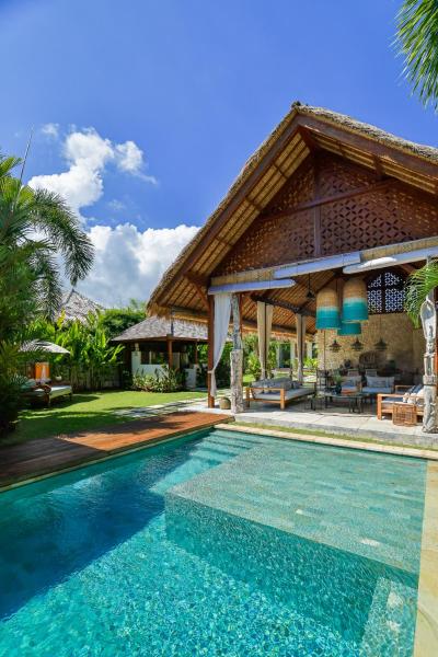 Villa Pantai - A heaven of serenity in the heart of Bingin, Rezervați  Hoteluri în Bali cu parcare, Parcare
