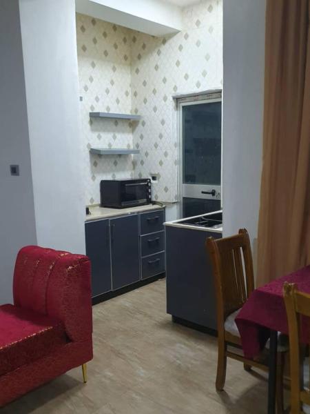 Revo guest house, Rezervați  Hoteluri 5* în Addis Ababa, 5*