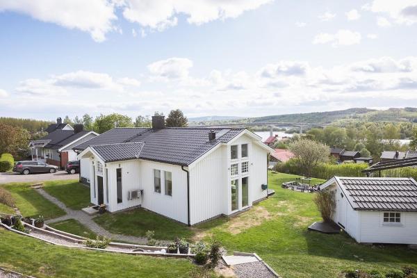 Island Villa in Sundsvall Alnö, Rezervați  Alnön Sundsvall