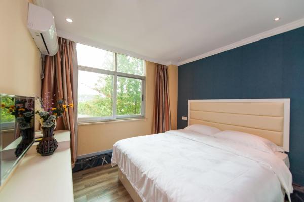 Weiyi Hotel, Rezervați  Hoteluri în Hubei cu parcare, Parcare
