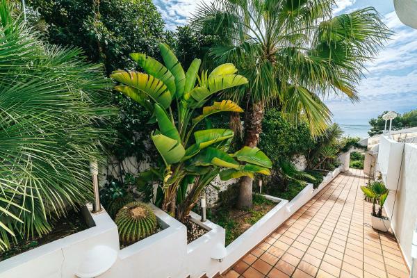 Beachfront Villa, Rezervați  Moraira Costa Blanca