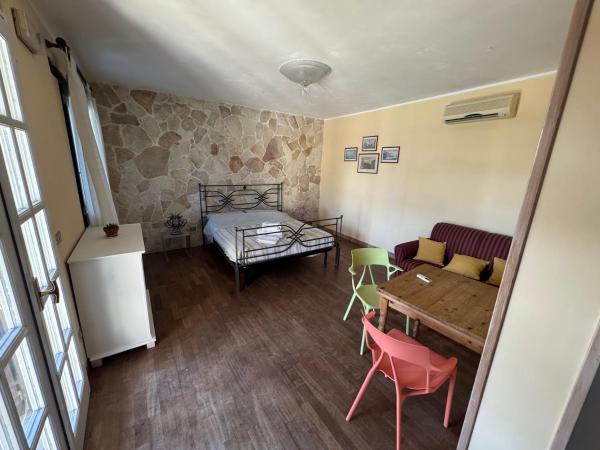 Villa Donna Sibilla, Rezervați  Merine Salento