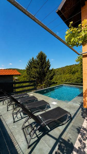 Holiday home Damian - Private pool, Rezervați  Ðurđekovec Zagreb