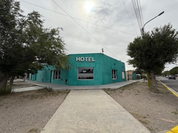 La Posta de Adolfo, Rezervați  Las Heras Santa Cruz