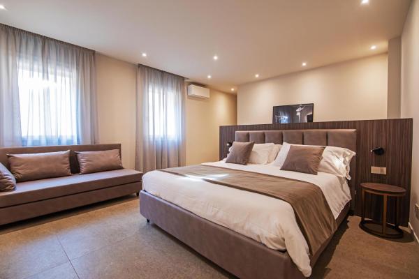 Modena Relax Luxury Rent Rooms, Rezervați  Modena Emilia-Romagna, lângă The Synagogue