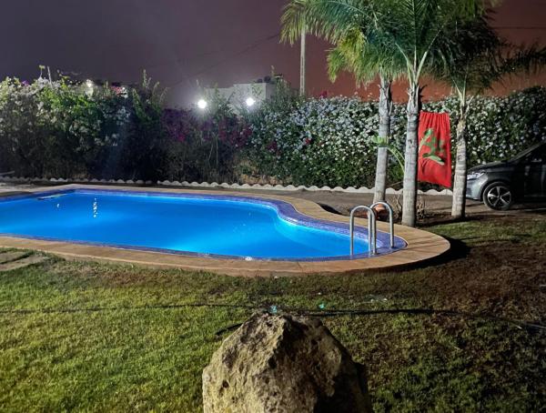 Villa avec piscine et jardin privés, Rezervați  Hoteluri în Doukkala-Abda cu piscină, Piscină