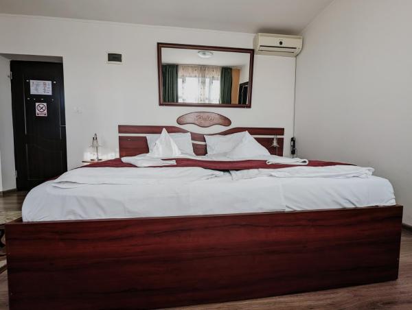 Conacul de pe Lac, Rezervați Motel Vinga Arad