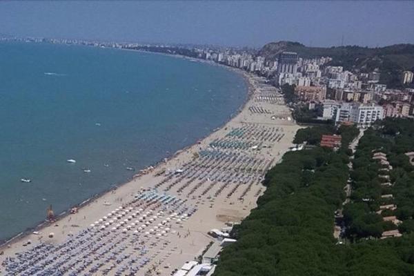 Miami Beach Apartments, Rezervați Apartament Golem Tirana County
