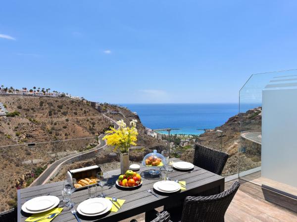 Penthouse Beyond Amadores by VillaGranCanaria, Rezervați  Hoteluri în Gran Canaria cu piscină, Piscină