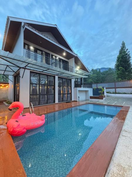 Villa Andira Hidden Paseban, Rezervați  Pondok Cipaseban West Java