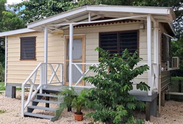 Delva\s Villa - Cozy Home near Airport, Rezervați  Belize Belize Province