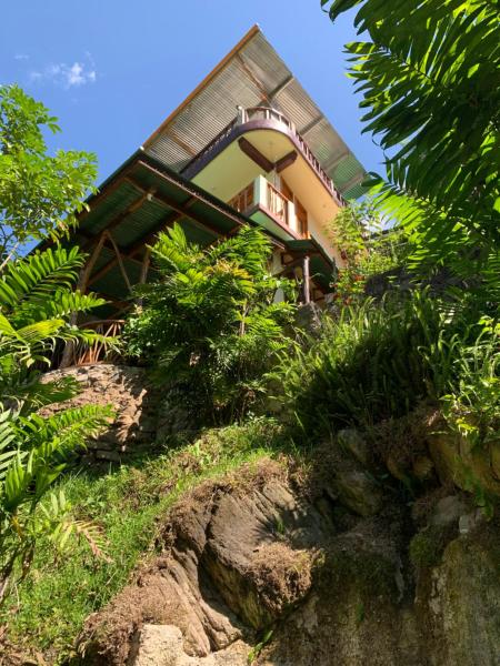 Hostal Xeabaj La Cascada, Rezervați  Tzununá Solola