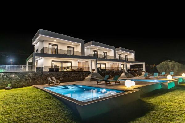 Inception Luxury Villas, Rezervați  Hoteluri în Macedonia cu piscină, Piscină
