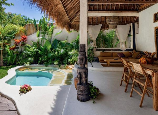 Tropical Jungle View ,VILLA UYAI, Uluwatu Bingin, Rezervați  Hoteluri în Bali cu parcare, Parcare