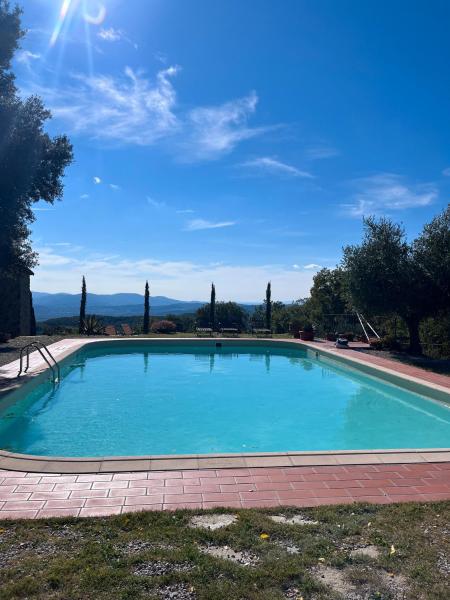 Villa Poggio Bernone, Rezervați  Hoteluri în Prata cu piscină, Piscină