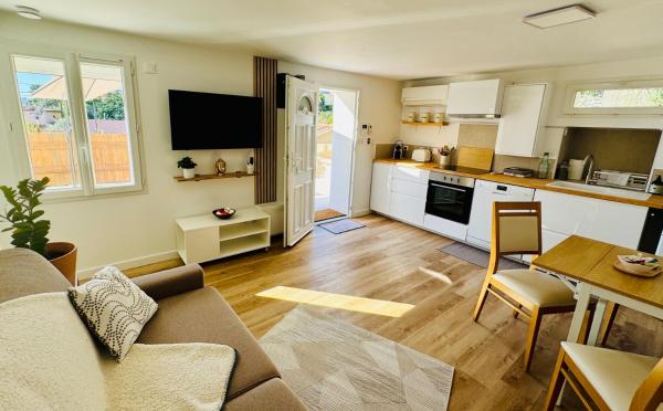 T2 en RDC Villa tout confort, Rezervați  Toulon Var coast