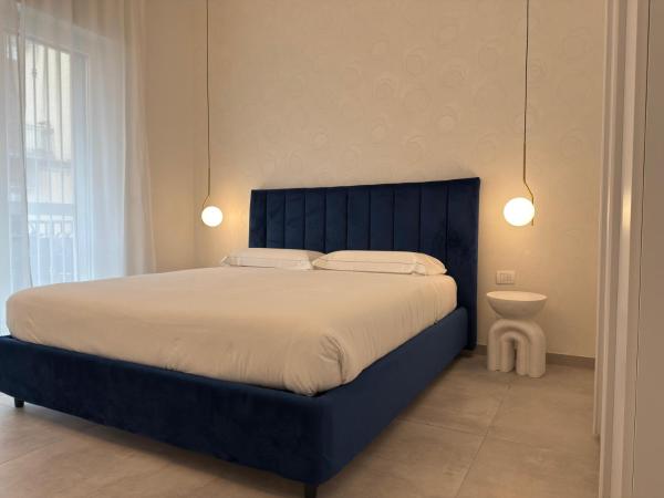 Brick Suites - New Design Apartments with LEGO in Bari City Center, Rezervați Apartament Bari Bari Province