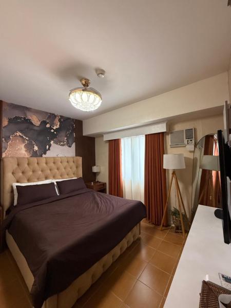 Serene Stay Woodlands 2BR, Rezervați  Manila 