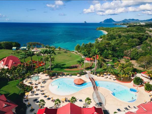 Suite Paradis Vue mer & piscine, Rezervați  Hoteluri în Fort-de-France cu piscină, Piscină