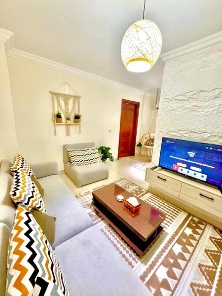Luxury apartments in golden gate compund, Rezervați Apartament Hoteluri în Cairo Governorate cu parcare, Parcare