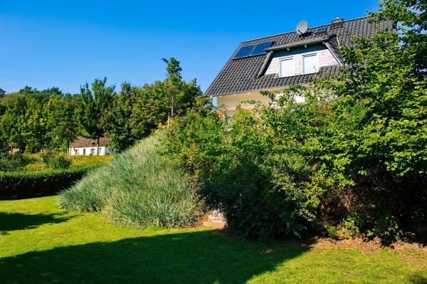 NEU! Ferienhäuser - Heringsdorf, Rezervați  Hoteluri în Usedom cu parcare, Parcare