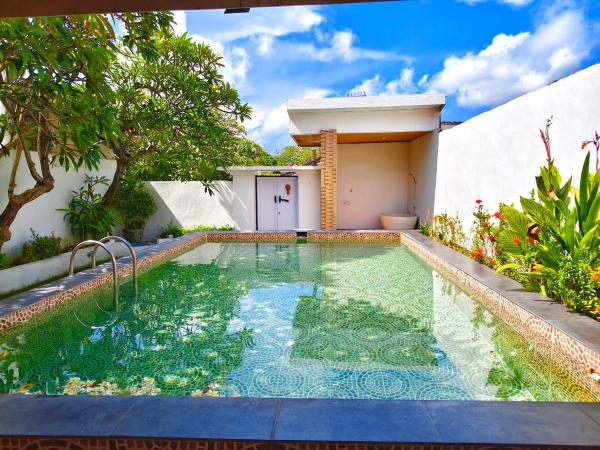 Lavender Villa & SPA Kuta, Rezervați Stațiune Hoteluri în Badung cu piscină, Piscină