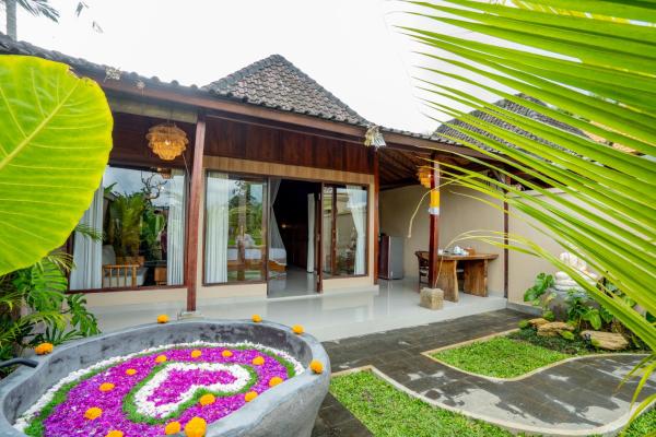 Insenja Ubud Tropical Suite Villa, Rezervați  Hoteluri în Bali cu parcare, Parcare