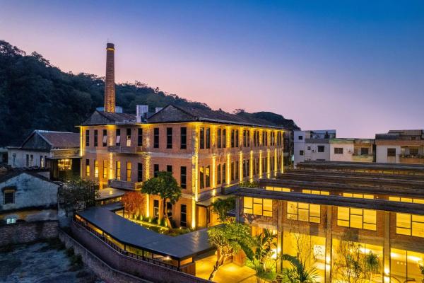 The Woven Inn, Rezervați  Shunde Foshan Area