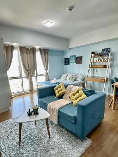 Bleu Suite in Abreeza Place Davao City, Rezervați  Sampong Romblon