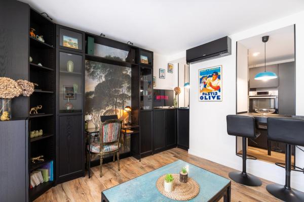 T2 Cosy Centre Ville - Lit Queen size - 1 place de parking offerte, Rezervați  Carry-le-Rouet Carros