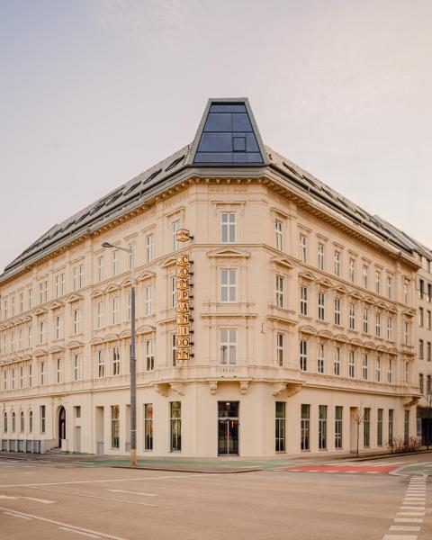 The Companion Vienna - just opened, Rezervați  Viena Austria