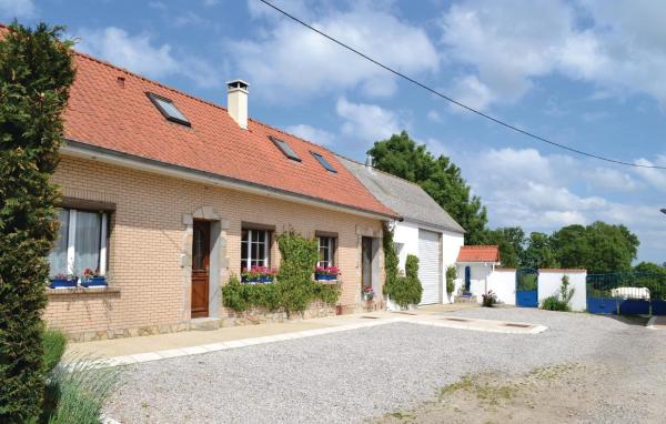 Nice Home In Senlecques With Kitchen, Rezervați Casă de vacanță Senlecques 