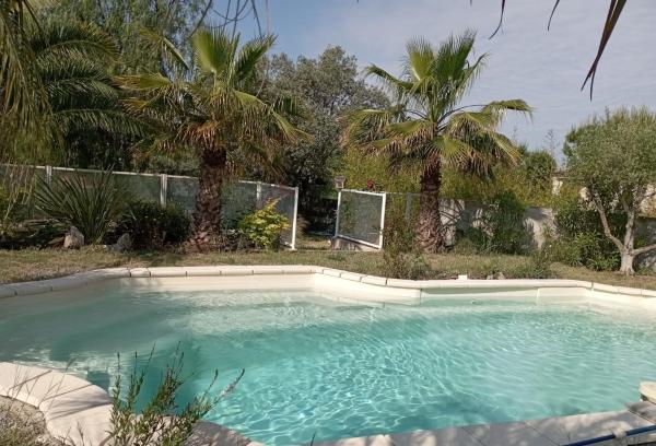 Villa plain-pied avec piscine californienne privée, Rezervați  Pouzolles Languedoc-Roussillon