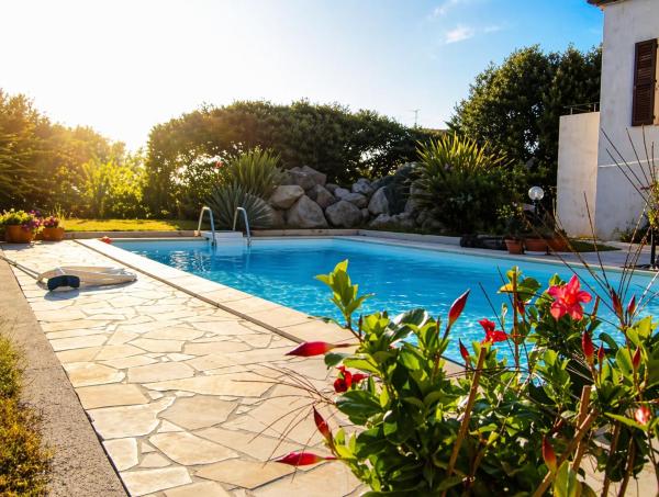 Villa-Sebode mit Pool, Strandnähe & Klimaanlage, Rezervați  Lumio Balagne