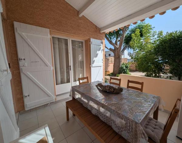 Villa d'été à la plage, Rezervați  Hoteluri în Hérault cu parcare, Parcare