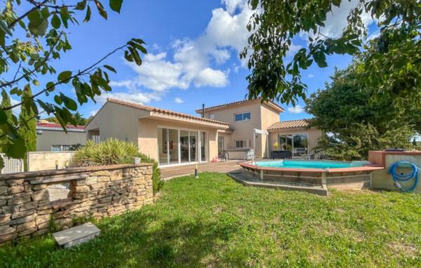 Villa de luxe MASADRIM aux portes d'Uzès, Rezervați  Serviers-et-Labaume Gard
