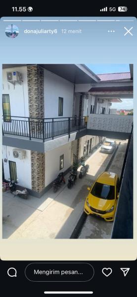 Azka house, Rezervați  Hoteluri în Sumatra cu parcare, Parcare