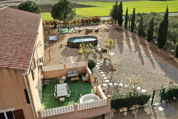 Villa vigneronne moderne piscine et jaccuzi, Rezervați  Saint-Jean-de-Fos 