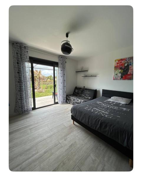 Chambre dans Maison moderne tout confort, Rezervați  Orgueil 