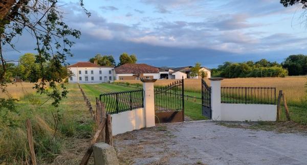 Chalet en bois, Rezervați Cabana Labatut Limousin